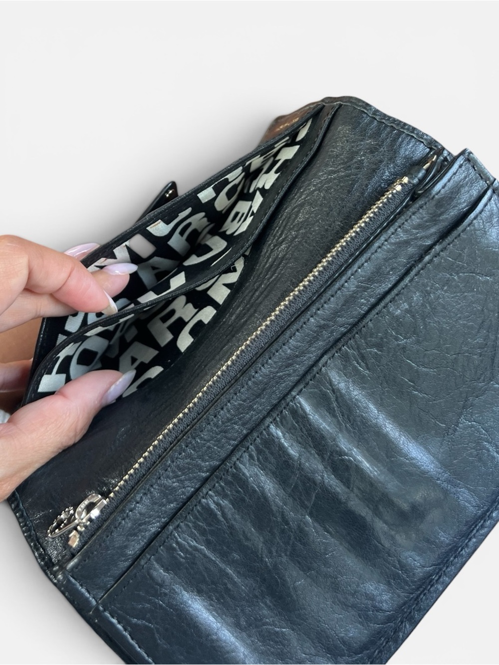 Marc Jacobs Black Leather Long wallet - Picture 8 of 11